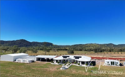 /international/au/114-east-funnel-creek-road-sarina-range-qld-700409356/
