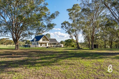 /international/au/20-manresa-park-road-glendon-brook-nsw-700409592/