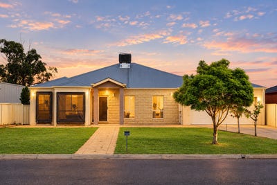 /international/au/3-chardonnay-drive-mildura-vic-152641908/