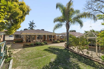 /international/au/88-azelia-street-alexander-heights-wa-152561612/