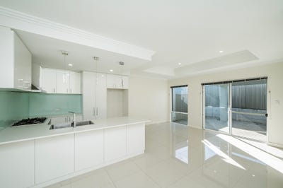 /international/au/52a-phoenix-road-hamilton-hill-wa-148646044/