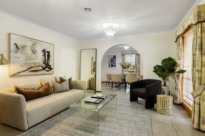 /international/au/7-kara-place-orange-nsw-148505048/