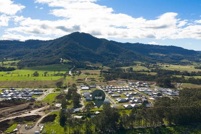 /international/au/37-corymbia-way-badagarang-nsw-204557444/