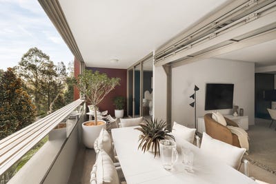 /international/au/5203-8-alexandra-drive-camperdown-nsw-151451772/