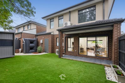 /international/au/2-27-aubrey-grove-boronia-vic-150922112/
