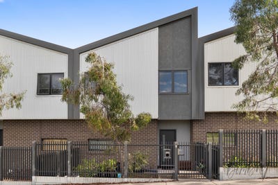 /international/au/985-edgars-road-wollert-vic-151346652/