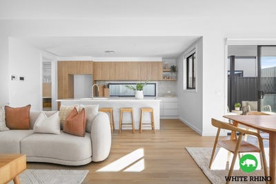 /international/au/10-mowenbah-crescent-googong-nsw-151133004/