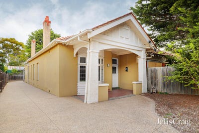/international/au/128-barkers-road-hawthorn-vic-152507836/