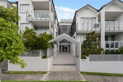 /international/au/110-45-shakespeare-street-coorparoo-qld-151318580/