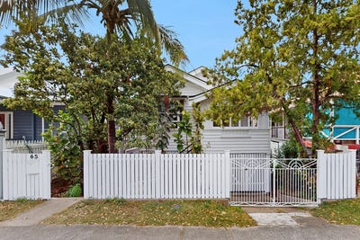 /international/au/65-heidelberg-street-east-brisbane-qld-151453496/