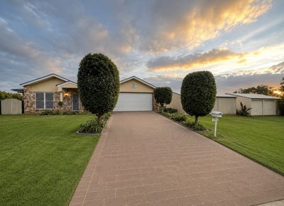 /international/au/1-angus-street-highfields-qld-151539044/