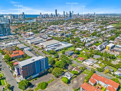 /international/au/35-eugaree-street-southport-qld-150850200/