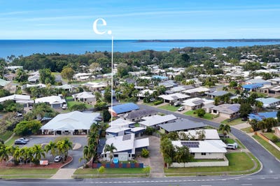 /international/au/3-36-slater-avenue-blacks-beach-qld-151649336/