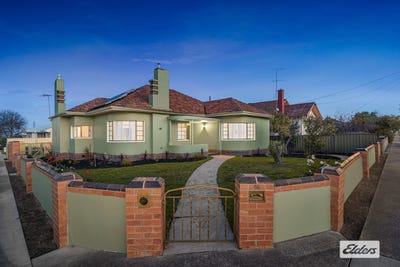 /international/au/46-vincent-street-ararat-vic-151484620/