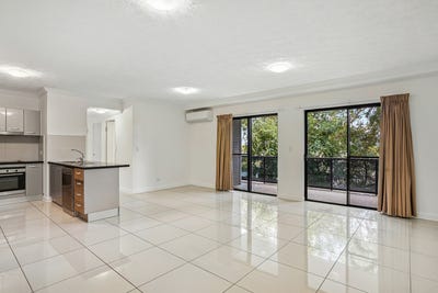 /international/au/24-319-angus-smith-drive-douglas-qld-151654580/