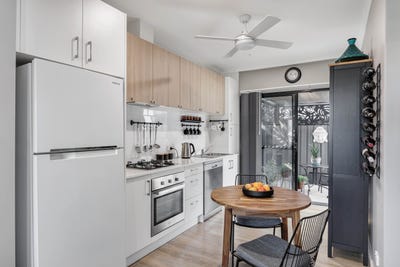 /international/au/2-1a-mitchell-street-west-seaton-sa-151257752/