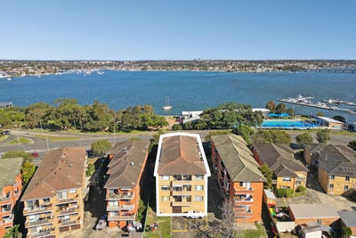 /international/au/4-690-rocky-point-rear-lane-access-doon-dr-road-sans-souci-nsw-148521808/