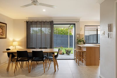 /international/au/35-9-rata-place-nerang-qld-151263100/