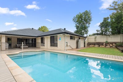 /international/au/122-joseph-avenue-moggill-qld-151127832/
