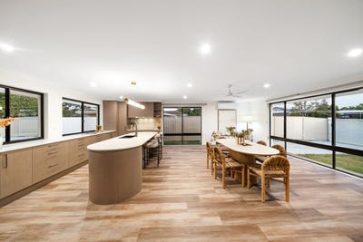 /international/au/22-ashburton-close-arundel-qld-151015064/