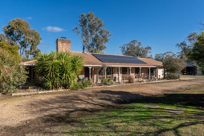 /international/au/8-dempsey-road-seymour-vic-148517352/