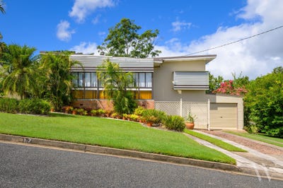 /international/au/17-thomas-street-gympie-qld-150908620/