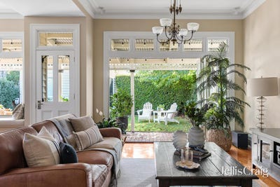 /international/au/82-john-street-williamstown-vic-151228472/
