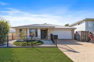 /international/au/72-dodds-street-margate-qld-148586276/