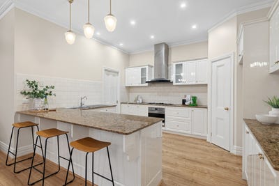 /international/au/9-blythe-court-dingley-village-vic-151011068/