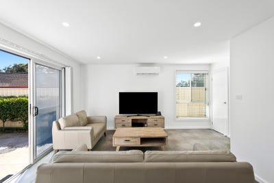 /international/au/1b-fraser-crescent-albion-park-nsw-151067652/