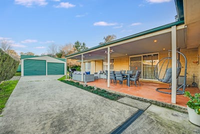 /international/au/663-pearsall-street-lavington-nsw-152254028/