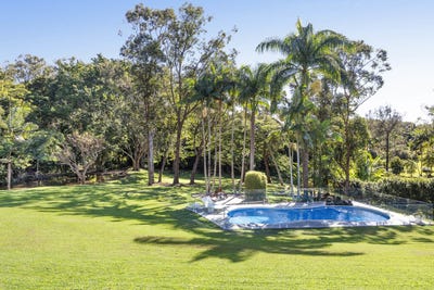 /international/au/128-valley-drive-doonan-qld-151462832/
