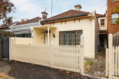 /international/au/17-albert-street-east-melbourne-vic-148131676/