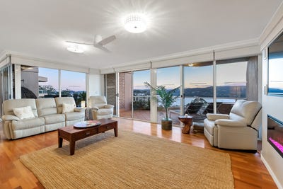 /international/au/76-91-95-john-whiteway-drive-gosford-nsw-151105000/