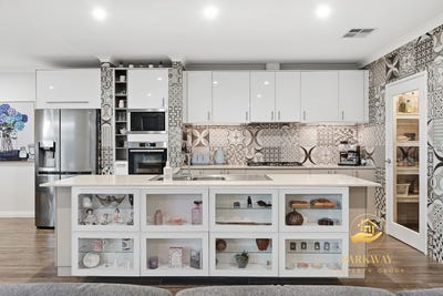 /international/au/22-bradburn-street-aveley-wa-151243980/