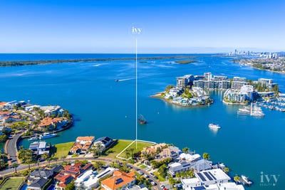 /international/au/32-brittanic-crescent-sovereign-islands-qld-204268804/?lang=en