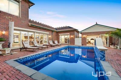 /international/au/4-ayr-close-greenvale-vic-148458436/