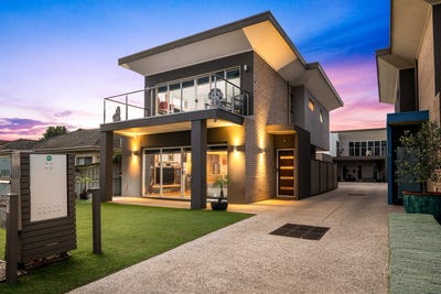 /international/au/1-51-the-esplanade-north-shore-vic-150945276/