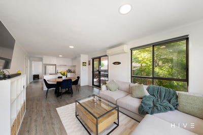 /international/au/9-zincke-close-calwell-act-152566544/