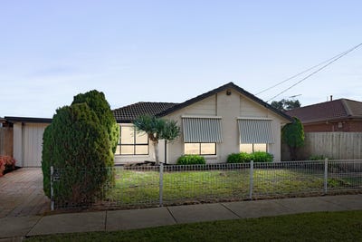 /international/au/109-rosella-avenue-werribee-vic-151330844/