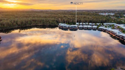 /international/au/32-1-manacor-place-coombabah-qld-148395672/