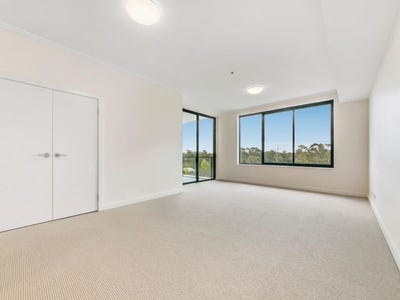/international/au/317-8-roland-street-rouse-hill-nsw-150774136/