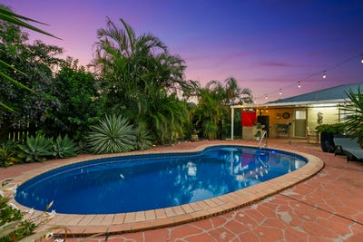 /international/au/8-delta-way-point-vernon-qld-151296888/