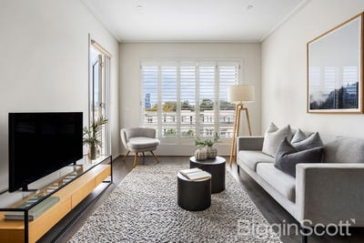 /international/au/36-4-seisman-place-port-melbourne-vic-151139080/