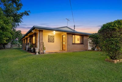 /international/au/16-18-john-street-gracemere-qld-150695188/
