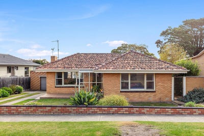/international/au/78-geelong-road-portarlington-vic-151211184/