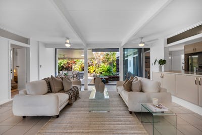 /international/au/8-sallows-street-pallarenda-qld-148665468/?lang=de