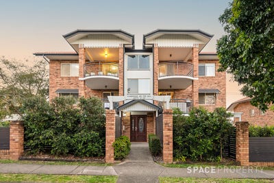 /international/au/19-110-musgrave-road-red-hill-qld-152292668/