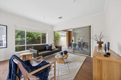 /international/au/32-manoora-street-greenacres-sa-151034304/