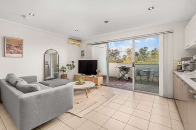 /international/au/50-28-32-marlborough-road-homebush-west-nsw-152354308/